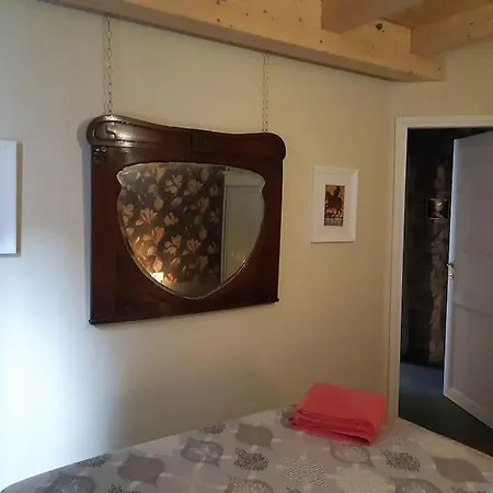 Gaudi - Overlooking Como, Near Bellagio Апартаменты *