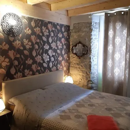 Апартаменты Gaudi - Overlooking Como, Near Bellagio Лезено