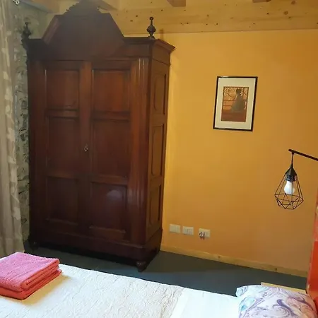 Apartment Gaudi - Overlooking Como, Near Bellagio *