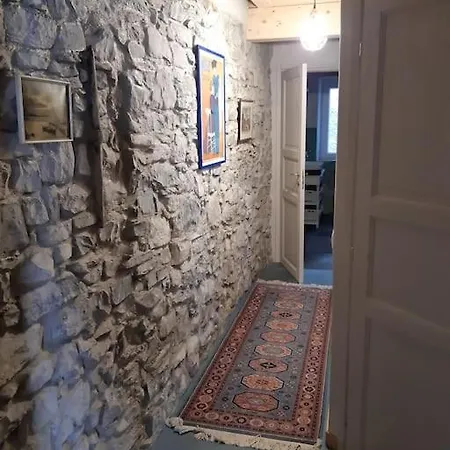 Gaudi - Overlooking Como, Near Bellagio アパート *