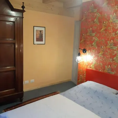 Gaudì - Overlooking Como, Near Bellagio Appartamento