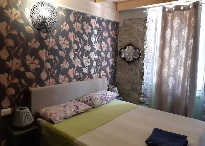 Gaudi - Overlooking Como, Near Bellagio Apartment Lezzeno