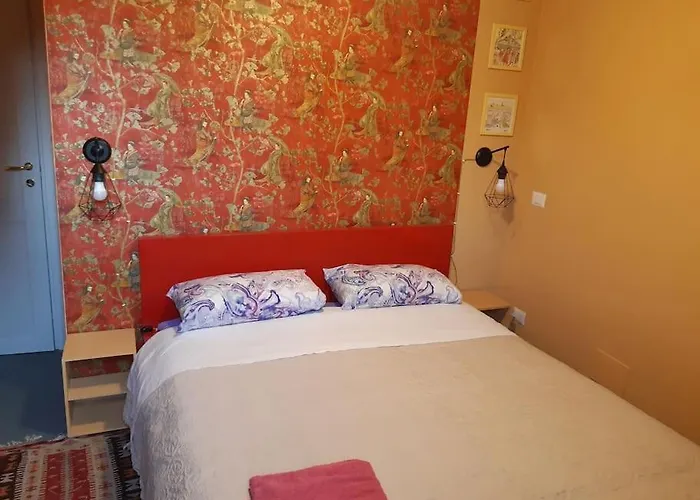 Gaudi - Overlooking Como, Near Bellagio *