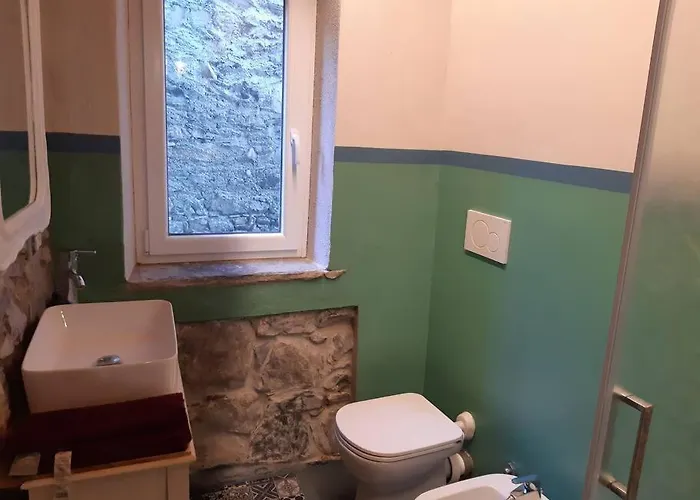 Gaudi - Overlooking Como, Near Bellagio דירה *