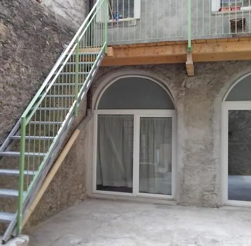 Gaudi - Overlooking Como, Near Bellagio דירה *