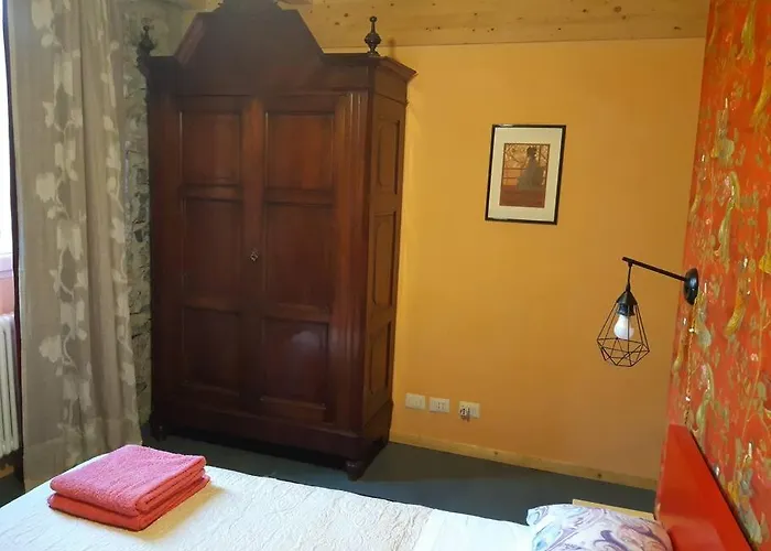 Apartment Gaudi - Overlooking Como, Near Bellagio *