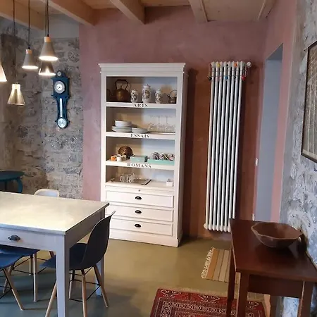Apartment Gaudi - Overlooking Como, Near Bellagio